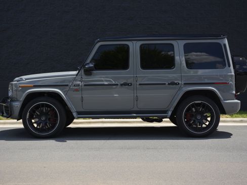 Used 2024 Mercedes-Benz G 63 AMG 4MATIC image 2