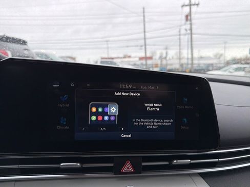 Certified 2022 Hyundai Elantra Limited image 24