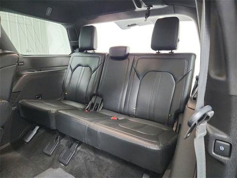 Used 2018 Ford Expedition Limited image 35