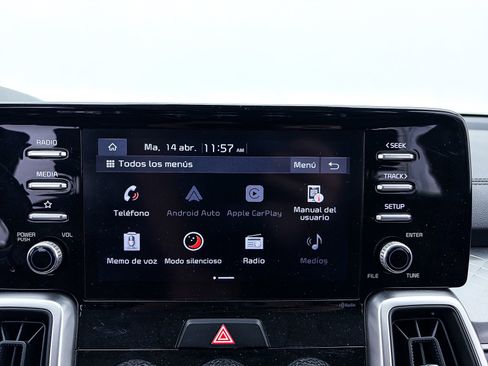 Used 2021 Kia Sorento LX image 16