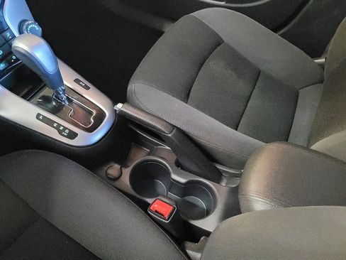 Used 2016 Chevrolet Cruze LT image 26