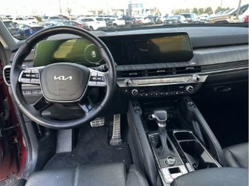 Used 2024 Kia Telluride SX w/ Towing Package image 26