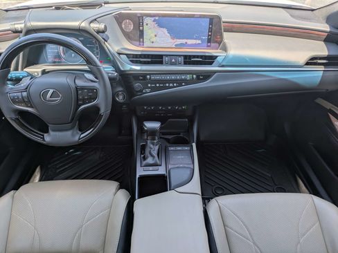 Used 2019 Lexus ES 350 w/ Accessory Package 2 FWD image 9