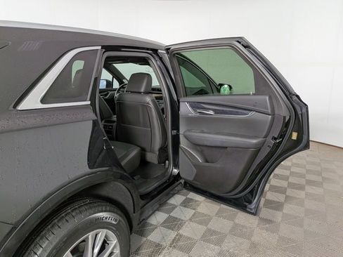 Certified 2022 Cadillac XT5 Premium Luxury image 34