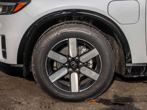 New 2026 Honda Prologue Touring image 8