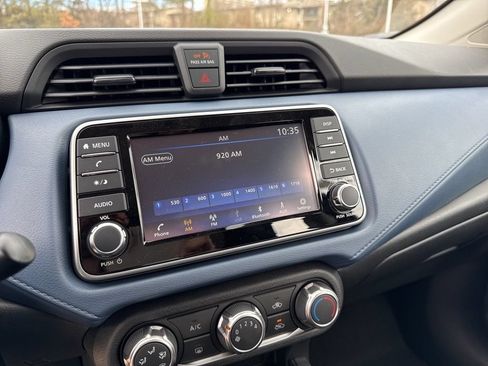 New 2025 Nissan Versa SV w/ Trunk Package FWD image 9