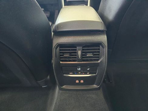 Used 2025 BMW 330i Sedan RWD image 33