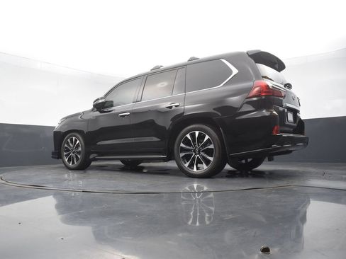 Used 2021 Lexus LX 570 4WD w/ Sport Package image 49