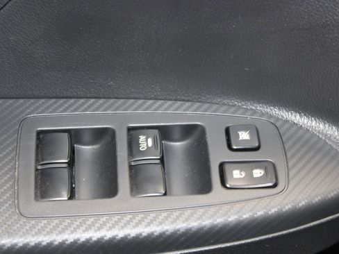 Used 2024 Mitsubishi Eclipse Cross SE image 39