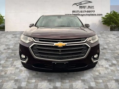 Used 2019 Chevrolet Traverse LT w/ LT Premium Package FWD image 2