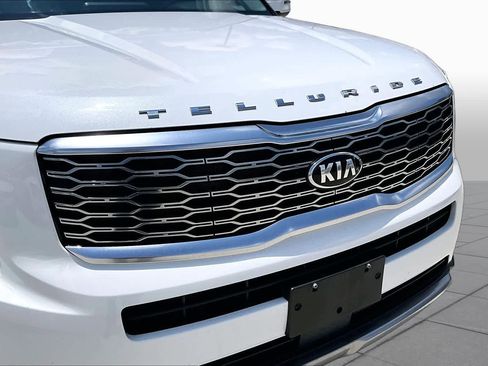 Used 2020 Kia Telluride S FWD image 28