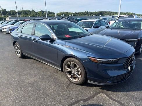 Used 2024 Honda Accord EX image 1