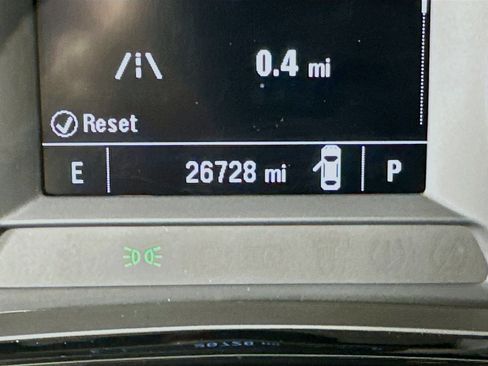 Used 2025 Chevrolet Trax LS image 19