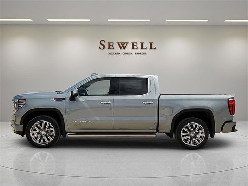 New 2026 GMC Sierra 1500 Denali image 2