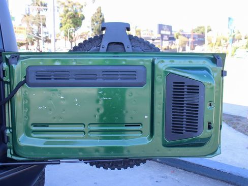 Used 2024 Ford Bronco Everglades AWD/4WD image 46