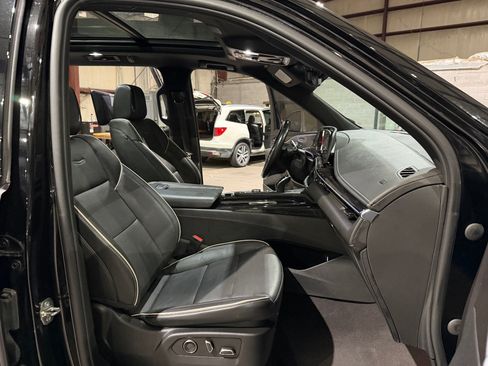 Used 2023 Cadillac Escalade Sport AWD/4WD image 26