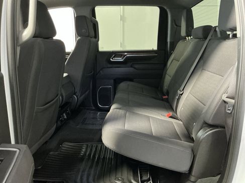 Used 2025 Chevrolet Silverado 2500 LT w/ Convenience Package image 30