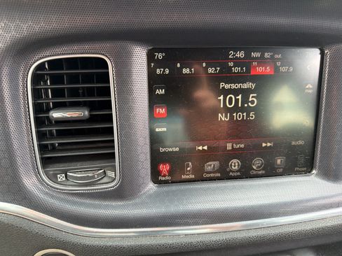 Used 2016 Dodge Charger SRT w/ Harman/Kardon Audio Group RWD image 8