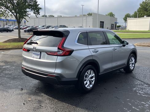 Used 2026 Honda CR-V LX image 10