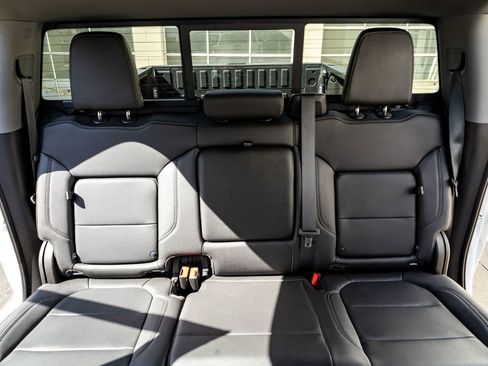 Used 2022 Chevrolet Silverado 2500 LTZ w/ LTZ Plus Package image 35