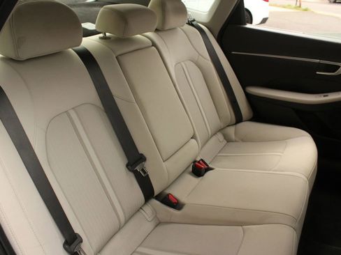 Used 2022 Hyundai Sonata SEL FWD image 19