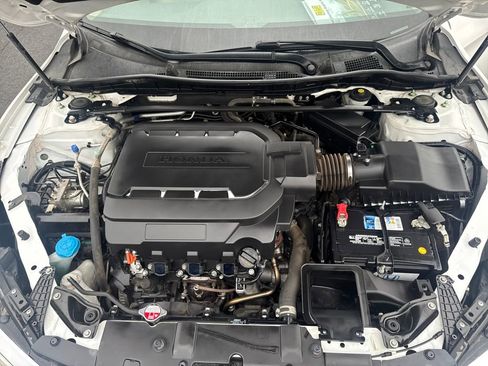 Used 2016 Honda Accord EX-L image 18