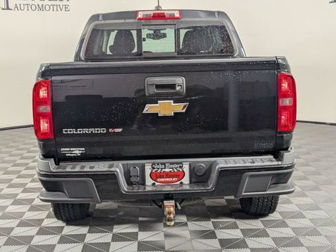 Used 2018 Chevrolet Colorado Z71 AWD/4WD image 6