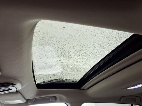 Certified 2025 Subaru Outback Limited image 15