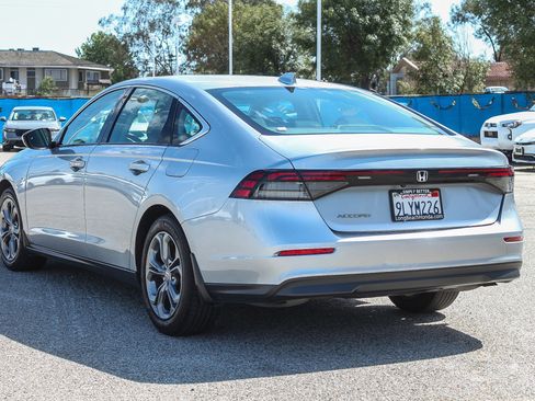 Used 2024 Honda Accord EX image 6