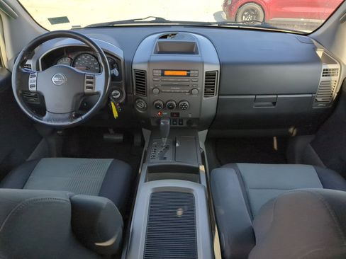 Used 2004 Nissan Titan SE image 17