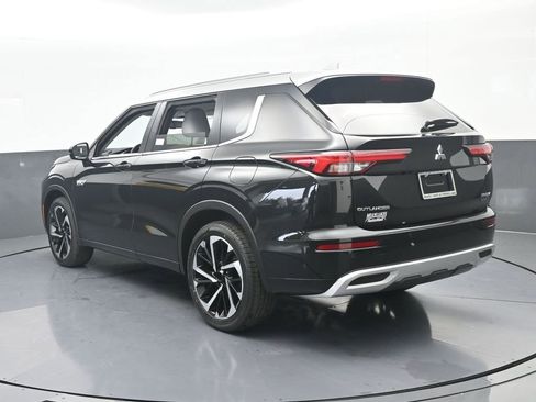 New 2025 Mitsubishi Outlander SEL image 4