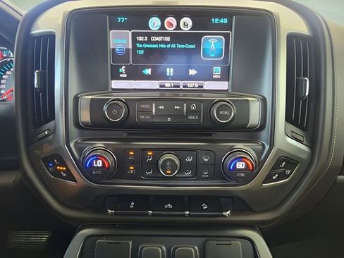 Used 2015 Chevrolet Silverado 1500 LTZ Z71 image 34