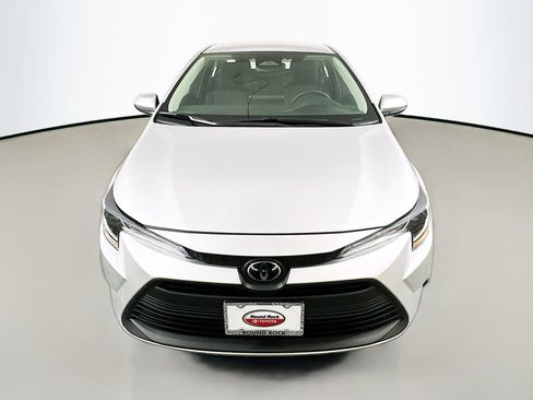 Certified 2025 Toyota Corolla LE FWD image 2
