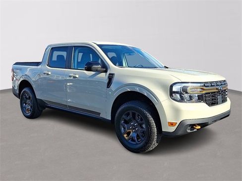 Used 2024 Ford Maverick Tremor w/ Tremor Off-Road Package image 3