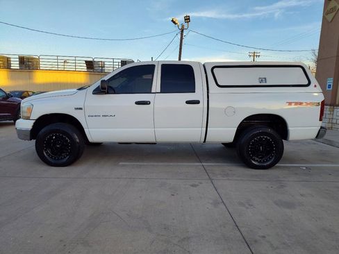 Used 2006 Dodge Ram 1500 Truck SLT w/ TRX4 Group AWD/4WD image 7