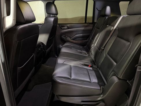 Used 2017 Chevrolet Suburban LT AWD/4WD image 13