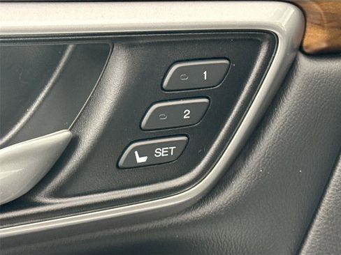Used 2018 Honda CR-V Touring image 30