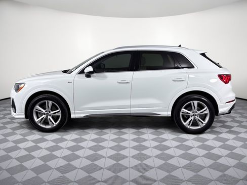 Used 2020 Audi Q3 2.0T Premium AWD/4WD image 2