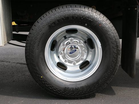 Used 2021 Ford F350 XL w/ Power Equipment Group AWD/4WD image 47