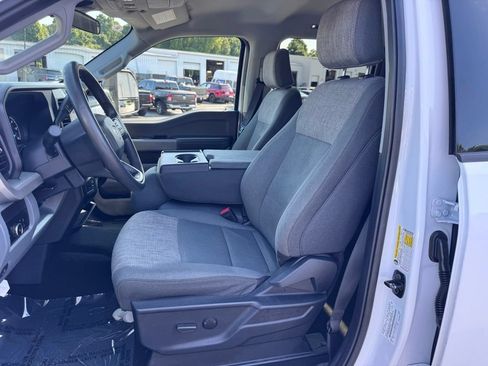 Used 2024 Ford F250 XLT w/ Snow Plow Prep Package AWD/4WD image 18