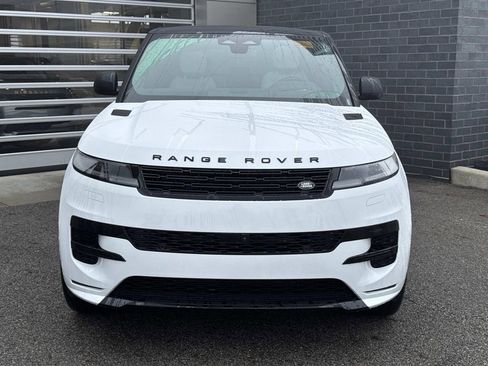New 2026 Land Rover Range Rover Sport Dynamic SE image 2