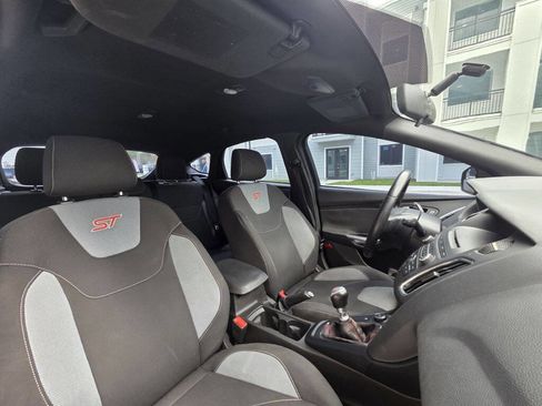 Used 2016 Ford Focus ST FWD image 43