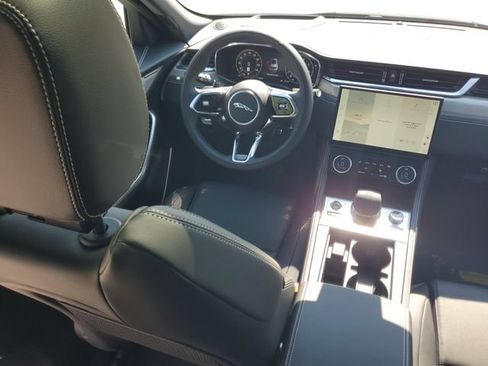 New 2026 Jaguar F-PACE R-Dynamic S AWD/4WD image 18