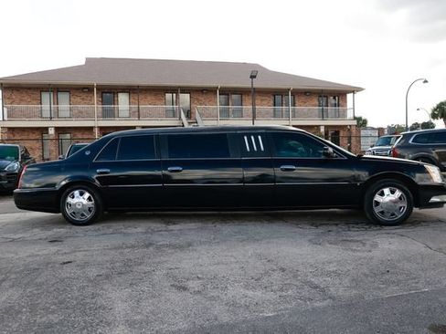 Used 2006 Cadillac DTS FWD image 15
