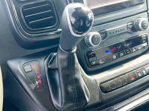 Used 2023 RAM ProMaster 2500 image 25