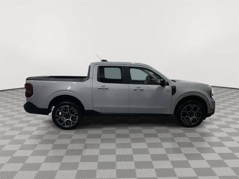 Certified 2025 Ford Maverick Lariat AWD/4WD image 6