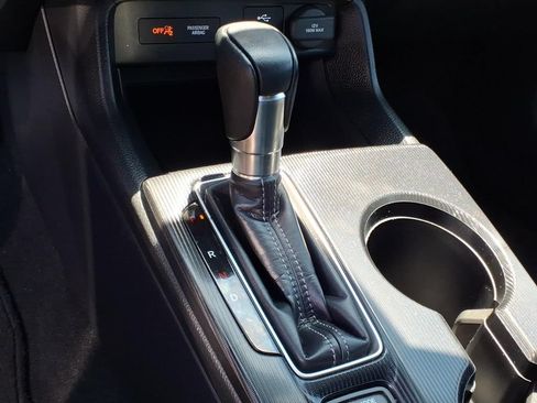 Used 2024 Honda Civic Sport image 11