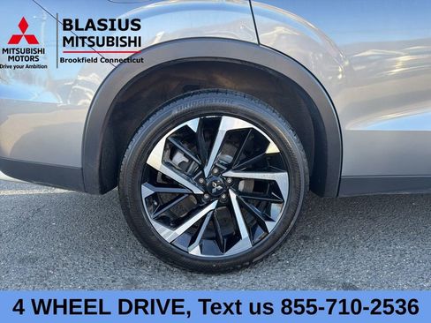 Used 2022 Mitsubishi Outlander SE AWD/4WD image 4
