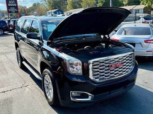 Used 2019 GMC Yukon SLT image 3