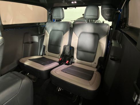 Used 2023 Ford Bronco Wildtrak image 31